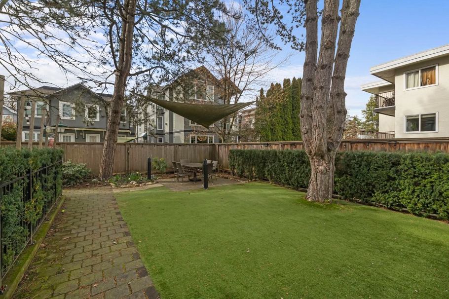 171 E 17th Avenue Vancouver, BC - 37