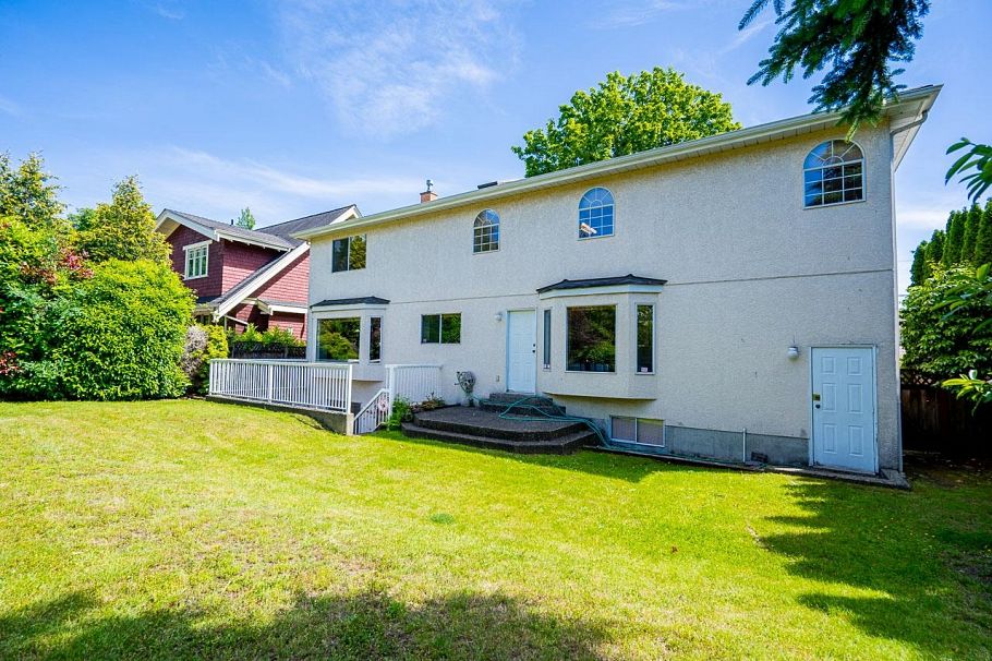 3513 W 40th Avenue Vancouver, BC - 37