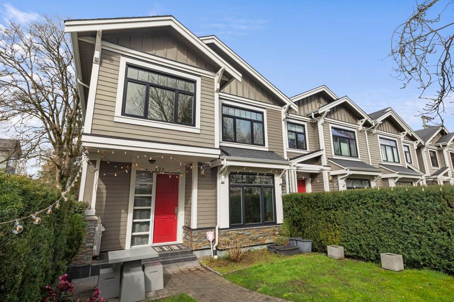 171 E 17th Avenue Vancouver, BC - 1