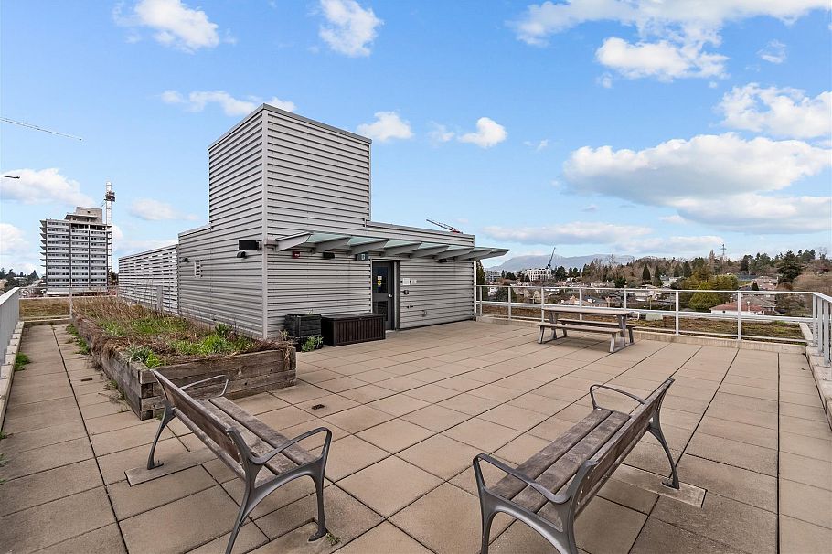 207 5693 Elizabeth Street Vancouver, BC - 29