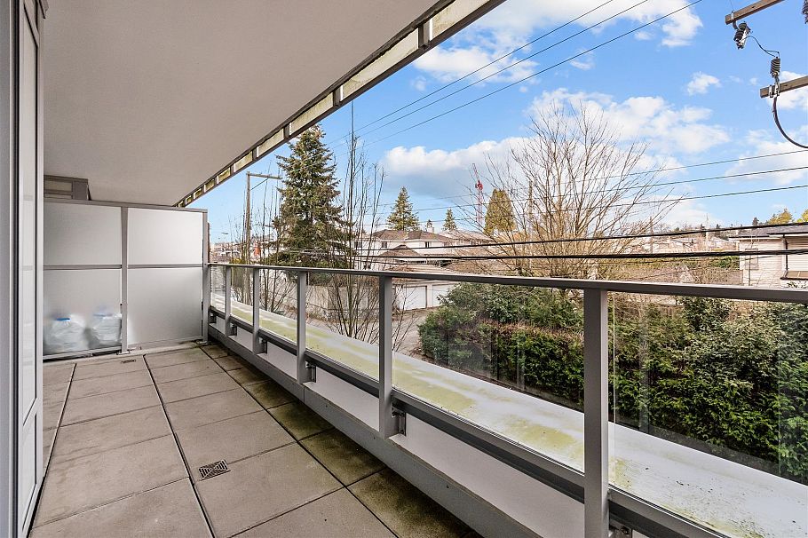 207 5693 Elizabeth Street Vancouver, BC - 23