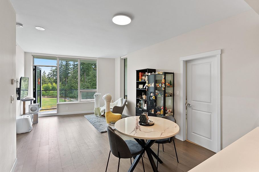 527 3563 Ross Drive Vancouver, BC - 10