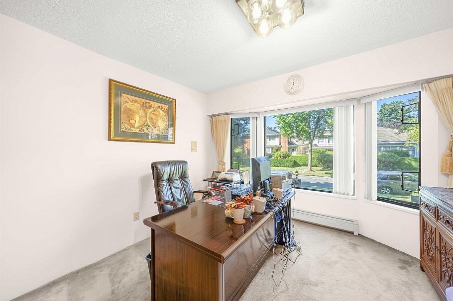 6668 Selkirk Street Vancouver, BC - 12