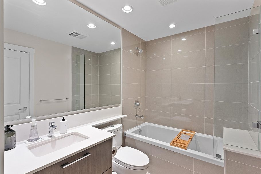 527 3563 Ross Drive Vancouver, BC - 18