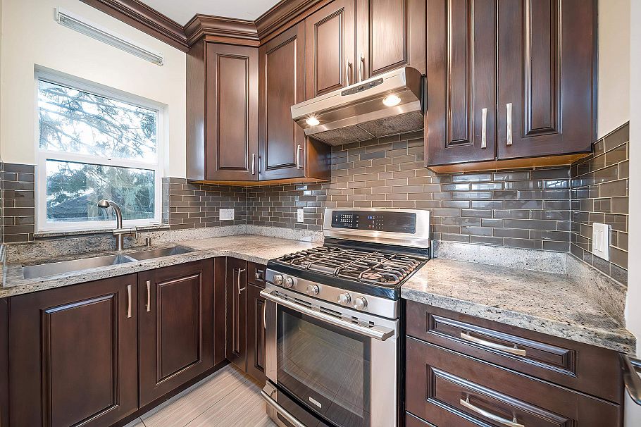 3832 Kincaid Street Burnaby, BC - 15