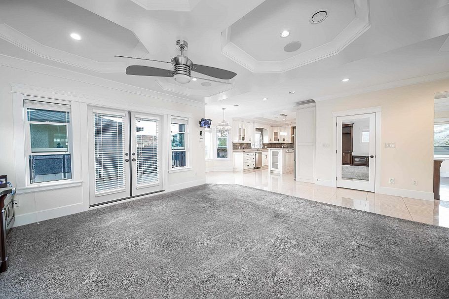 3832 Kincaid Street Burnaby, BC - 10