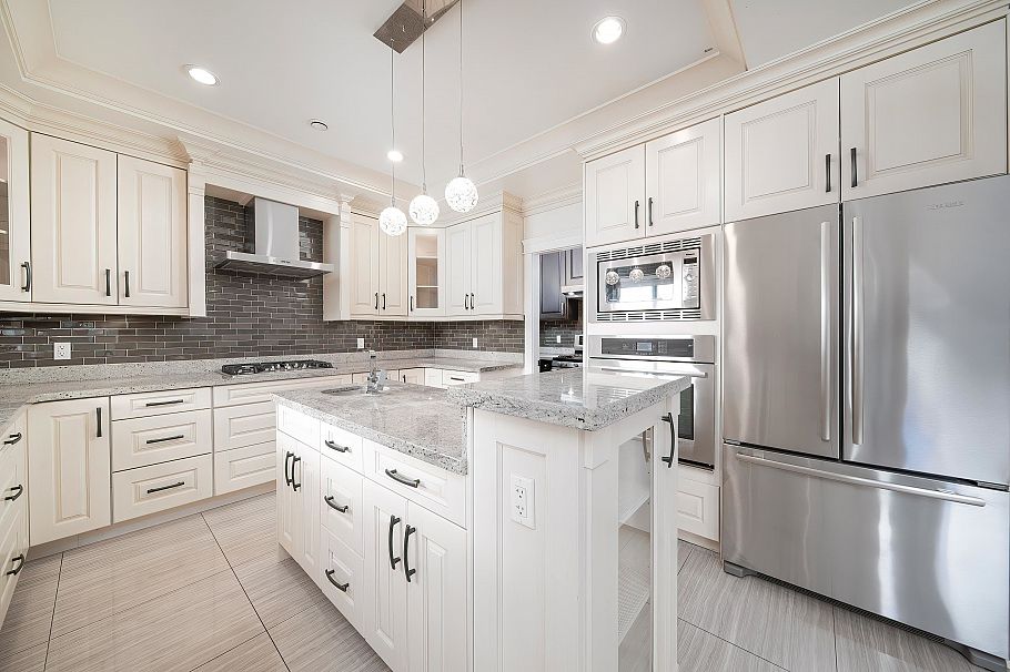 3832 Kincaid Street Burnaby, BC - 12