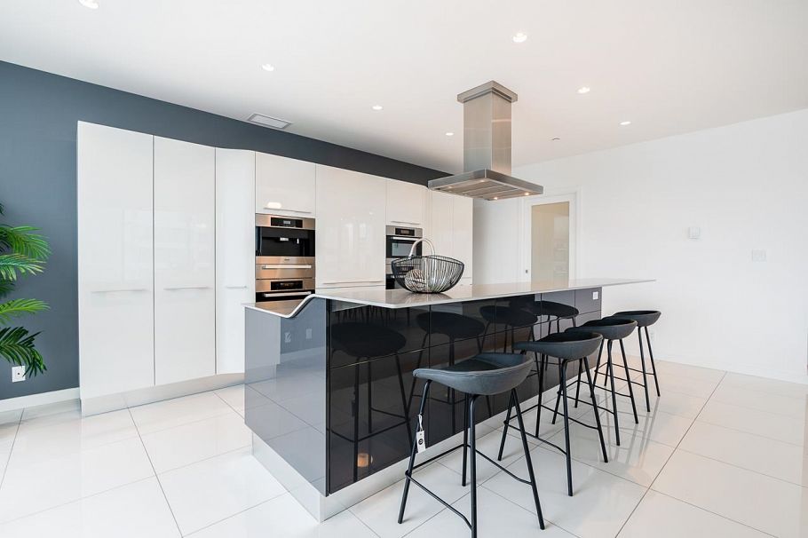 1601 277 Thurlow Street Vancouver, BC - 21