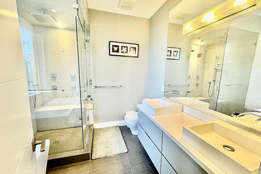 3630 W 34th Avenue Vancouver, BC - 19