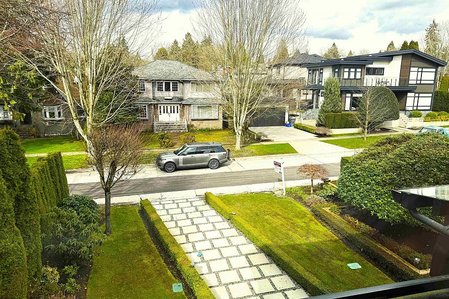 3630 W 34th Avenue Vancouver, BC - 21