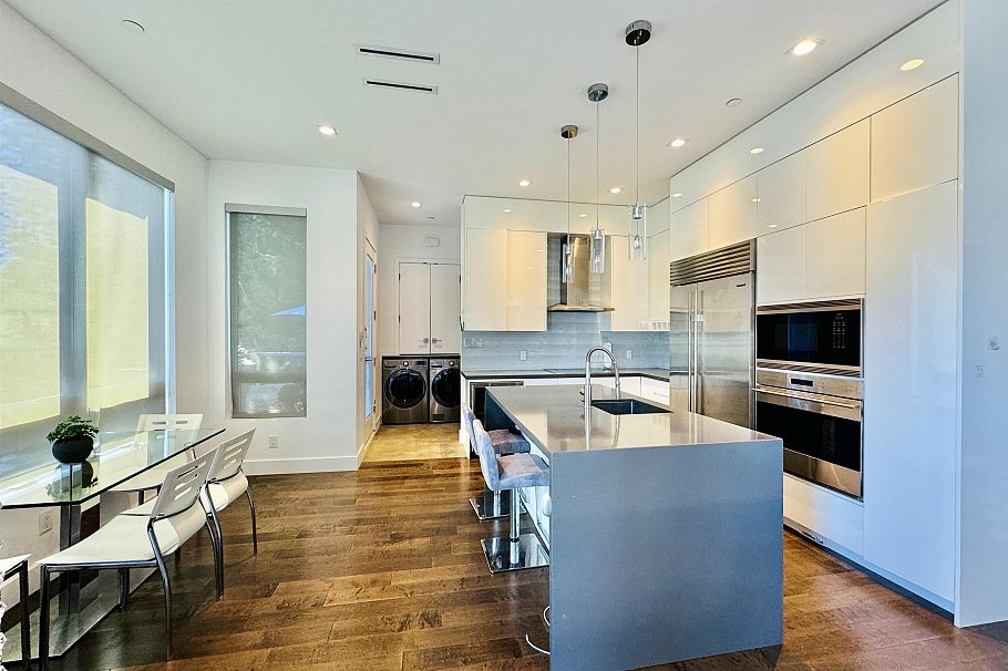 3630 W 34th Avenue Vancouver, BC - 14