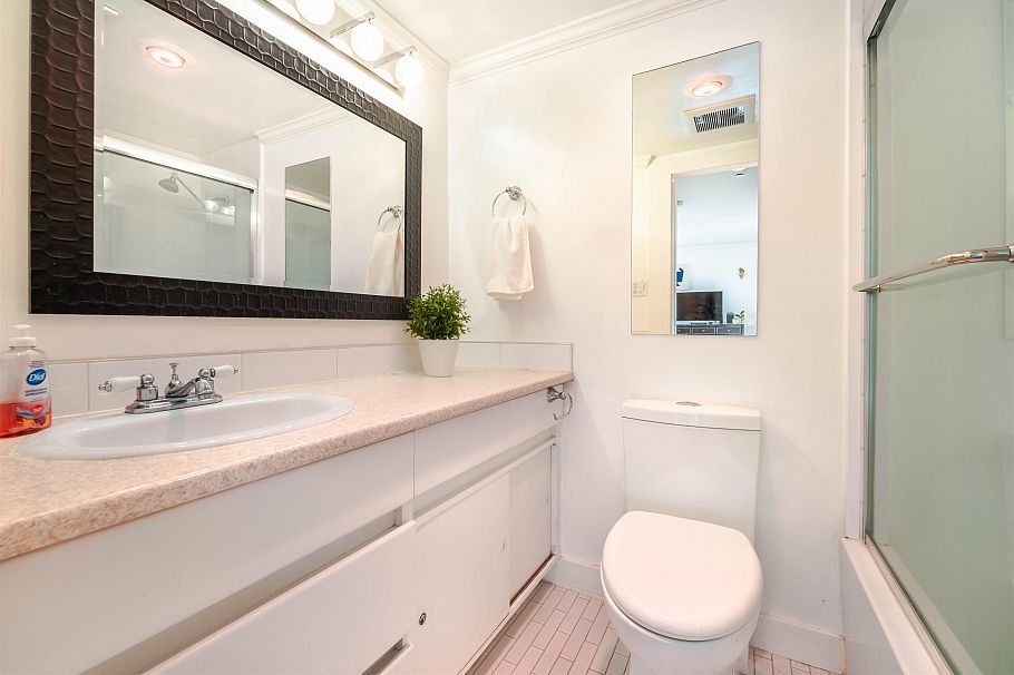 605 1251 Cardero Street Vancouver, BC - 20