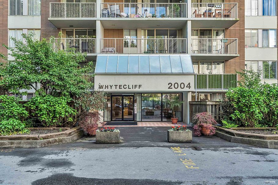 1010 2004 Fullerton Avenue North Vancouver, BC - 33