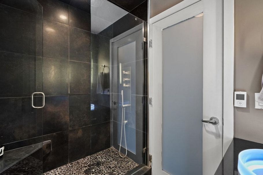 806 518 Beatty Street Vancouver, BC - 13