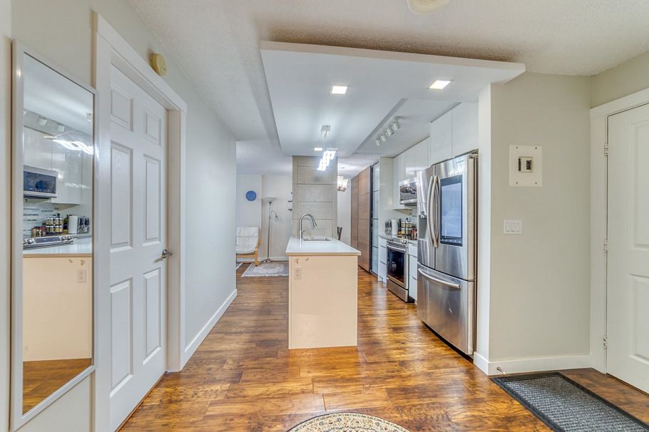 1205 2004 Fullerton Avenue North Vancouver, BC - 8