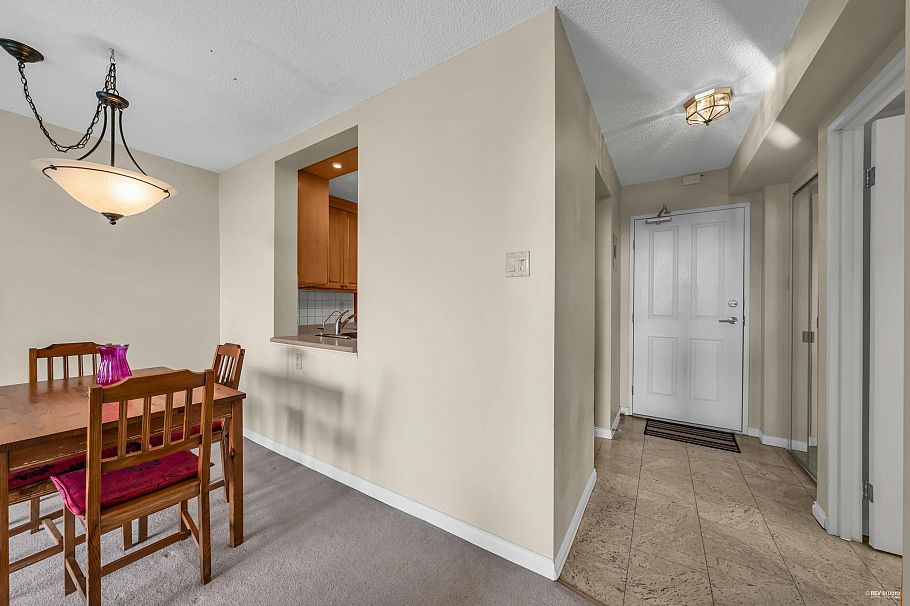 1010 2004 Fullerton Avenue North Vancouver, BC - 11