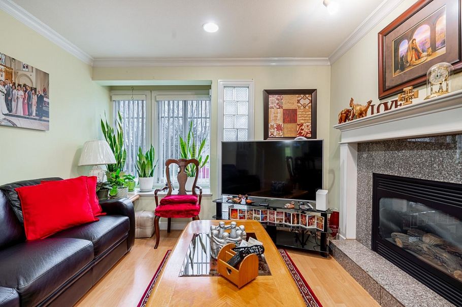 1866 Nanaimo Street Vancouver, BC - 13