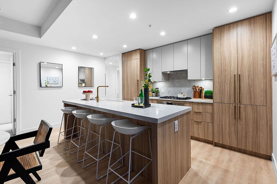 502 2325 Emery Court North Vancouver, BC - 15