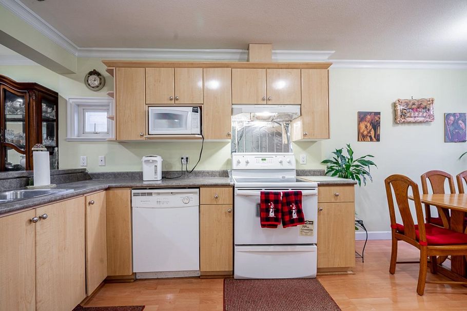 1866 Nanaimo Street Vancouver, BC - 8