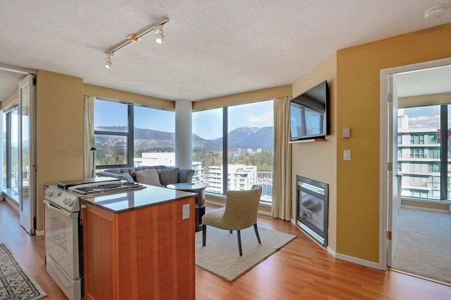 2406 1723 Alberni Street Vancouver, BC - 4