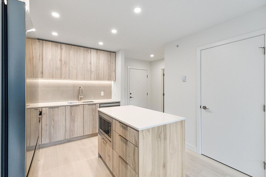 616 3596 Malsum Drive North Vancouver, BC - 6