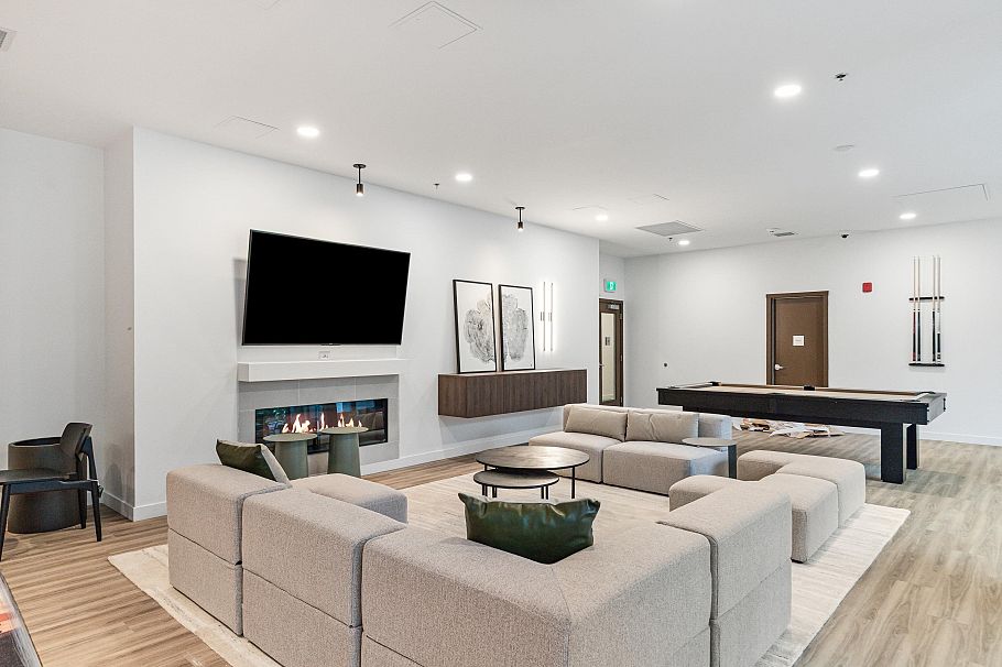 616 3596 Malsum Drive North Vancouver, BC - 26