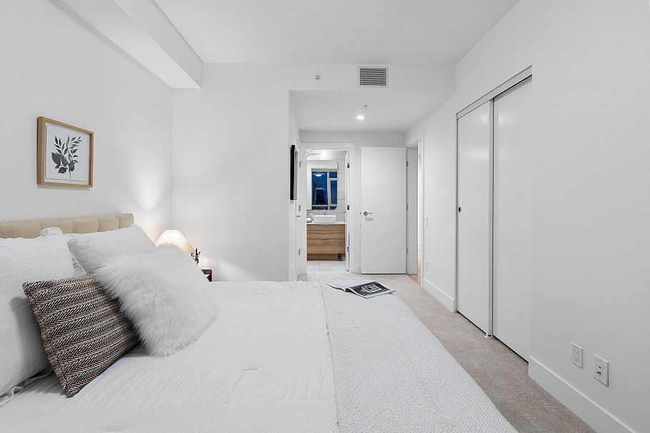 502 2325 Emery Court North Vancouver, BC - 25