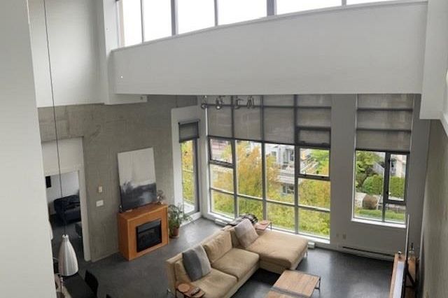 603 2635 Prince Edward Street Vancouver, BC - 1