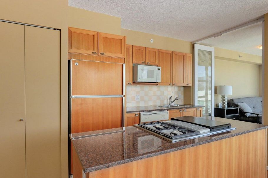 2406 1723 Alberni Street Vancouver, BC - 8