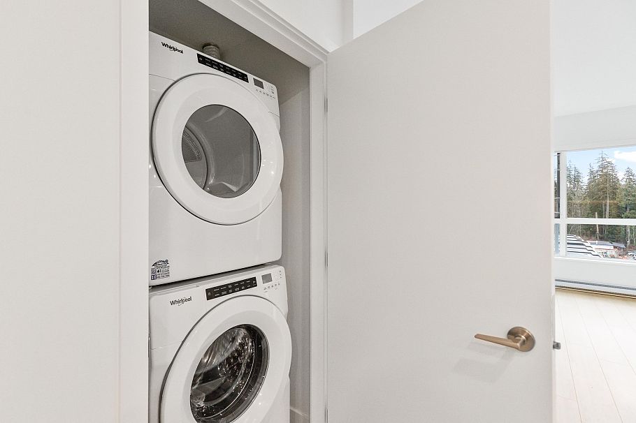 616 3596 Malsum Drive North Vancouver, BC - 17