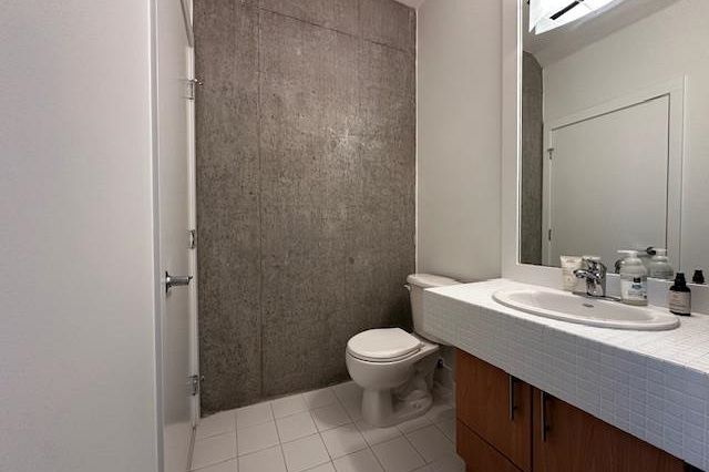 603 2635 Prince Edward Street Vancouver, BC - 12