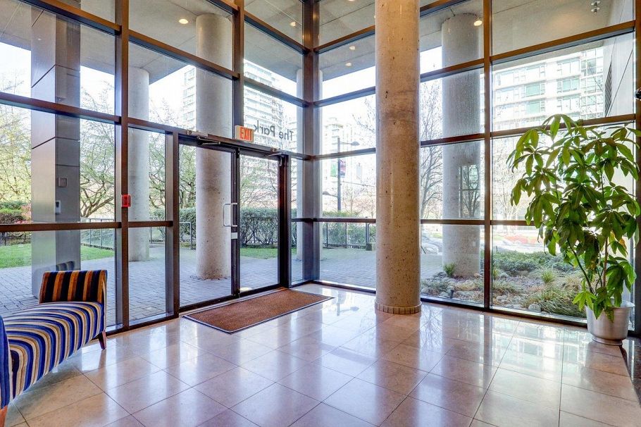 2406 1723 Alberni Street Vancouver, BC - 22