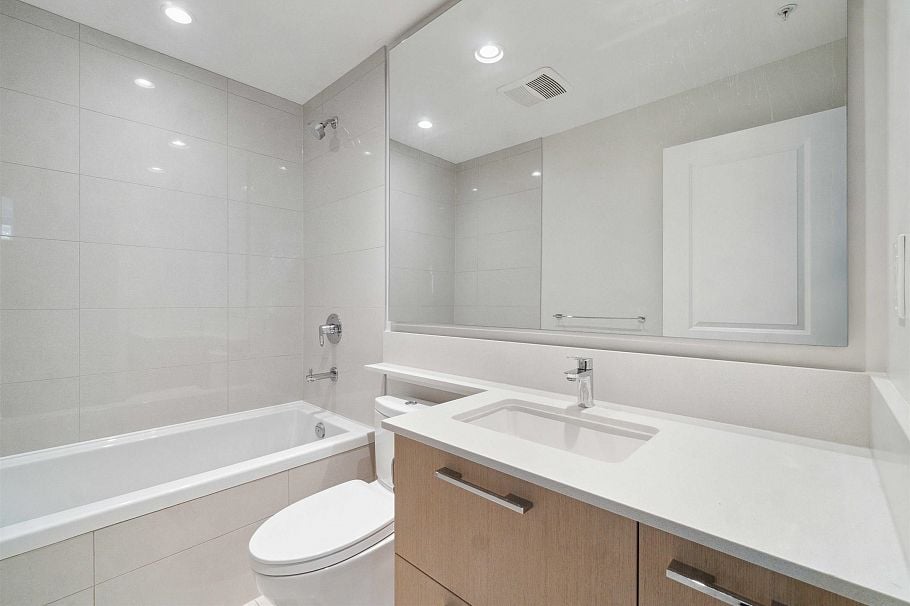 326 3563 Ross Drive Vancouver, BC - 9