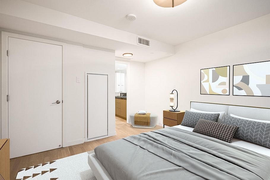 306 112 E 13th Street North Vancouver, BC - 4