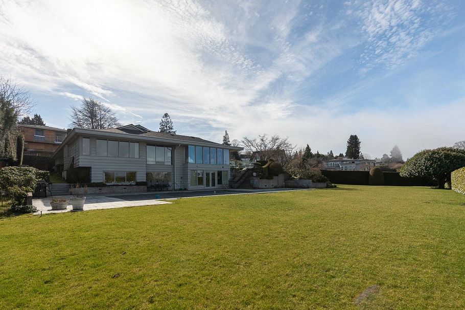 1516 Wesbrook Crescent Vancouver, BC - 1
