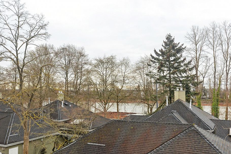 2383 Quayside Court Vancouver, BC - 23