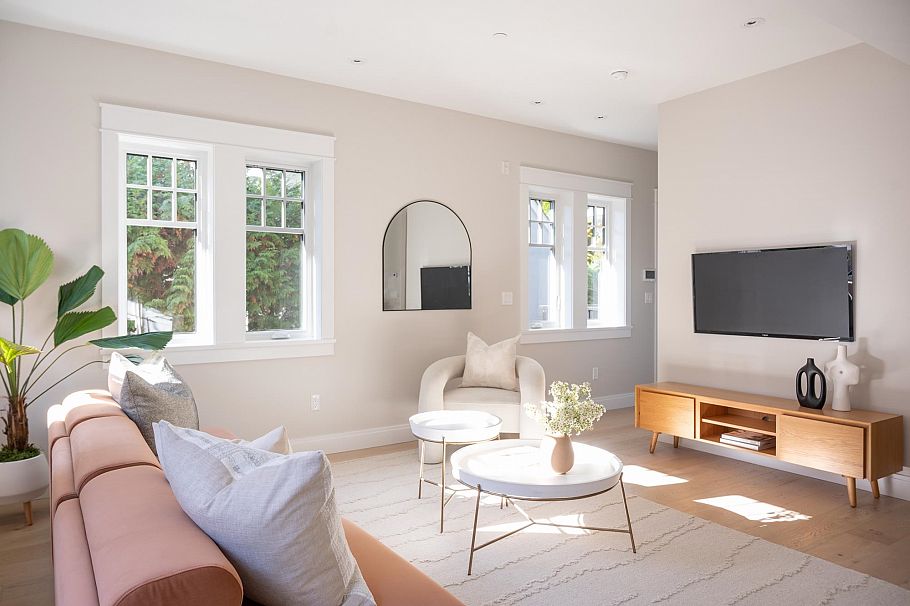 1458 W 45th Avenue Vancouver, BC - 11