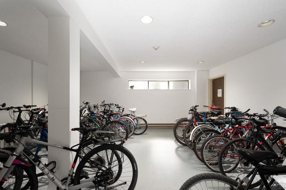 305 3680 W 7th Avenue Vancouver, BC - 12