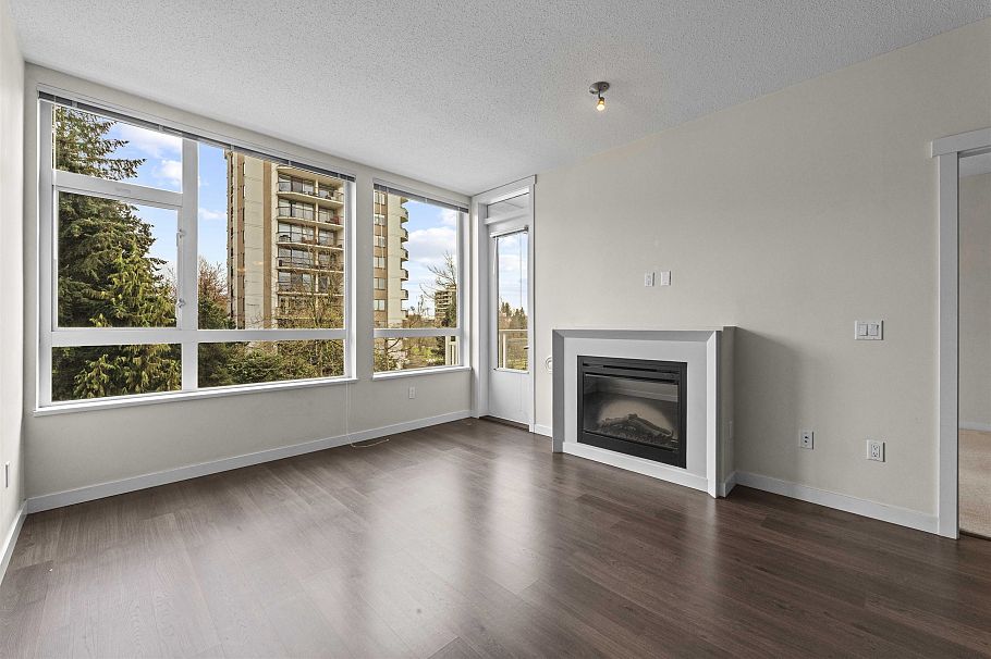 305 717 Chesterfield Avenue North Vancouver, BC - 11