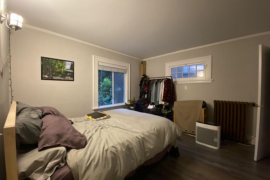 3716 W 16th Avenue Vancouver, BC - 5