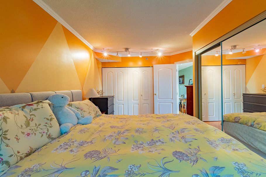 801 1132 Haro Street Vancouver, BC - 11