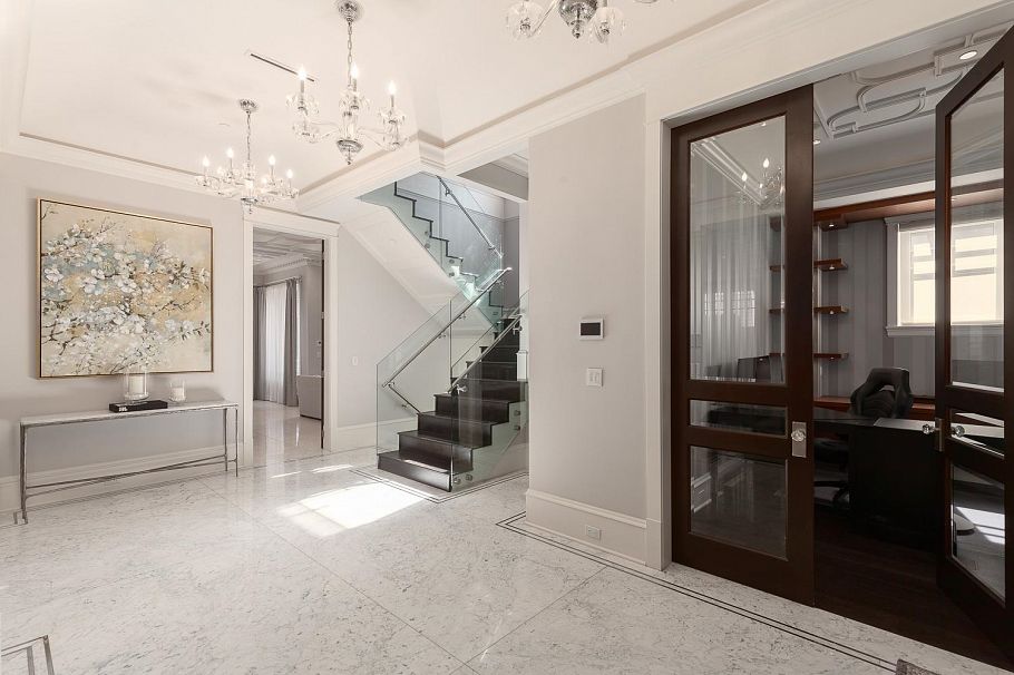 5968 Athlone Street Vancouver, BC - 3