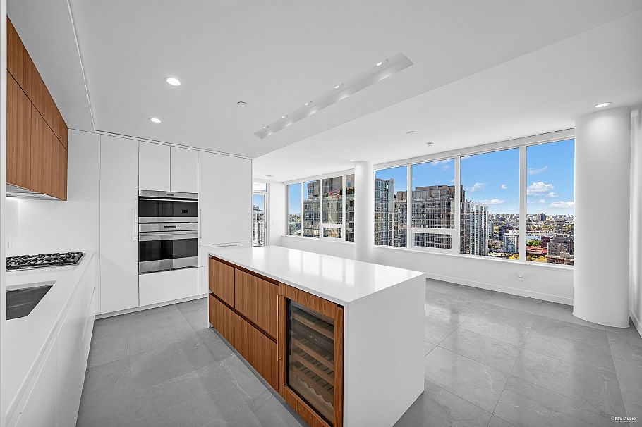 2104 885 Cambie Street Vancouver, BC - 18