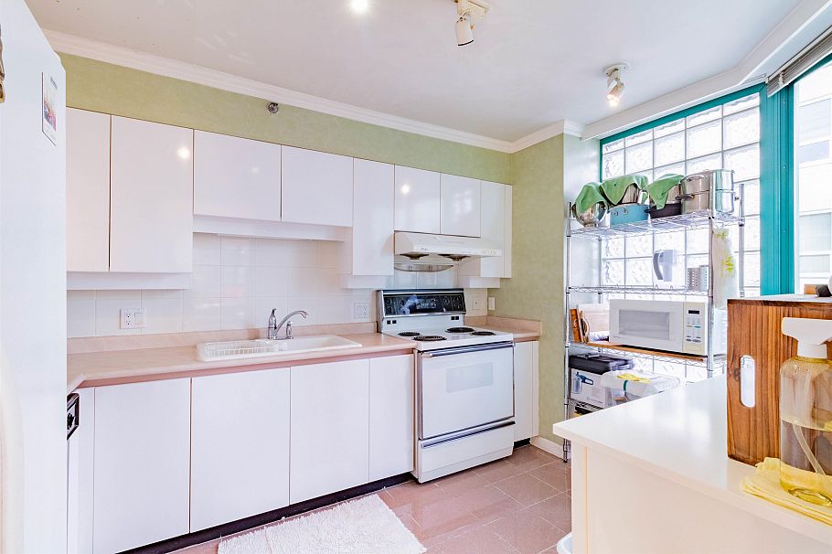 801 1132 Haro Street Vancouver, BC - 16