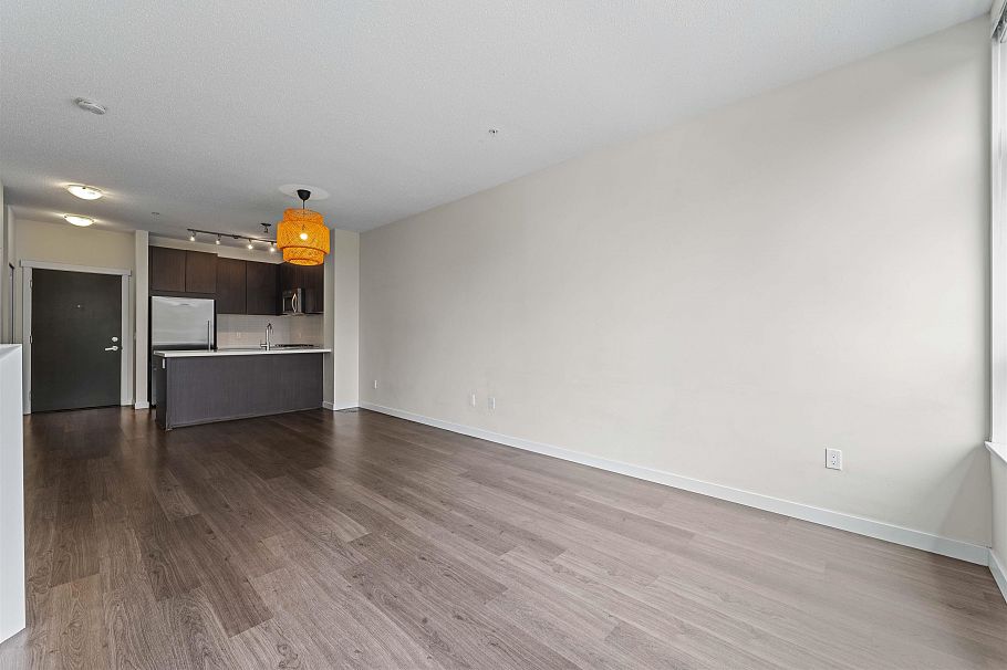 305 717 Chesterfield Avenue North Vancouver, BC - 9