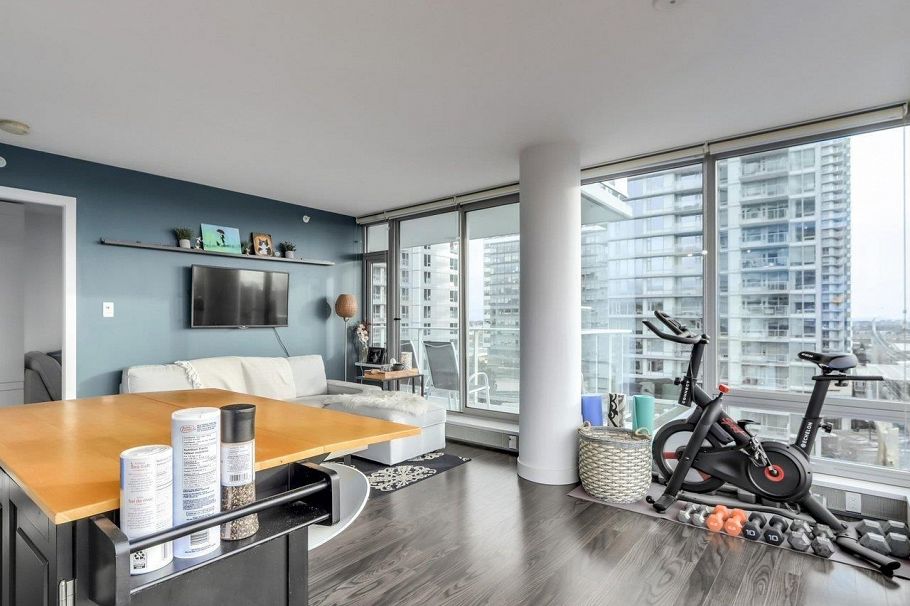 1008 8031 Nunavut Lane Vancouver, BC - 3