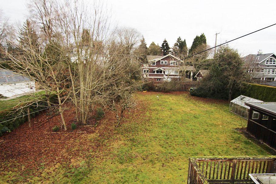 1051 Laurier Avenue Vancouver, BC - 2