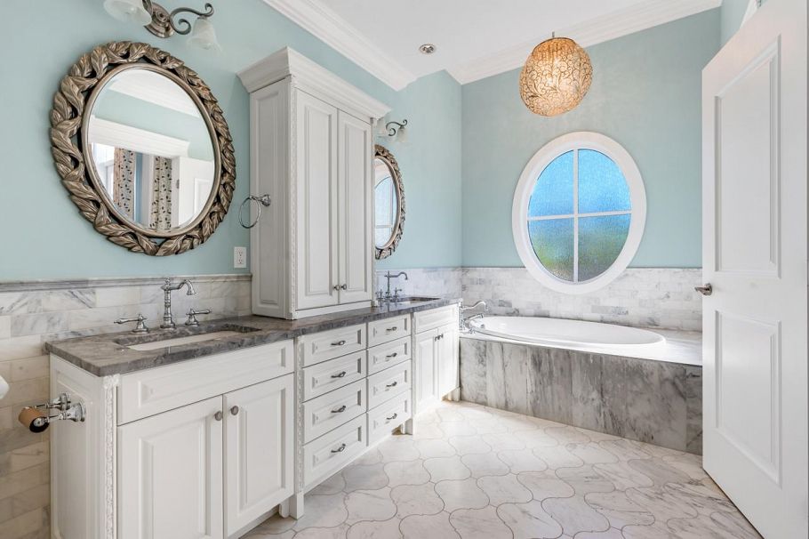 738 W 54th Avenue Vancouver, BC - 20