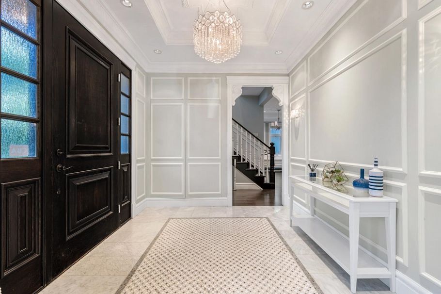 738 W 54th Avenue Vancouver, BC - 6