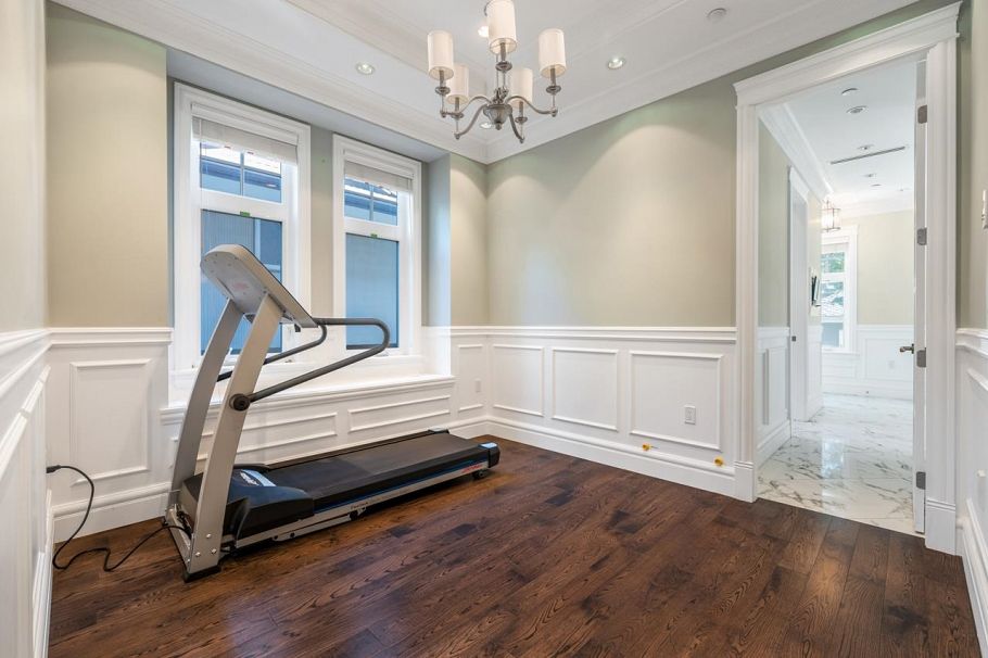 738 W 54th Avenue Vancouver, BC - 16